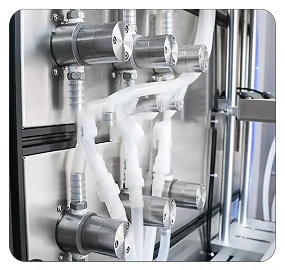 Fully automatic 6-head liquid filling machine, 5kg edible oil small bottle juice milk liquid filling machine