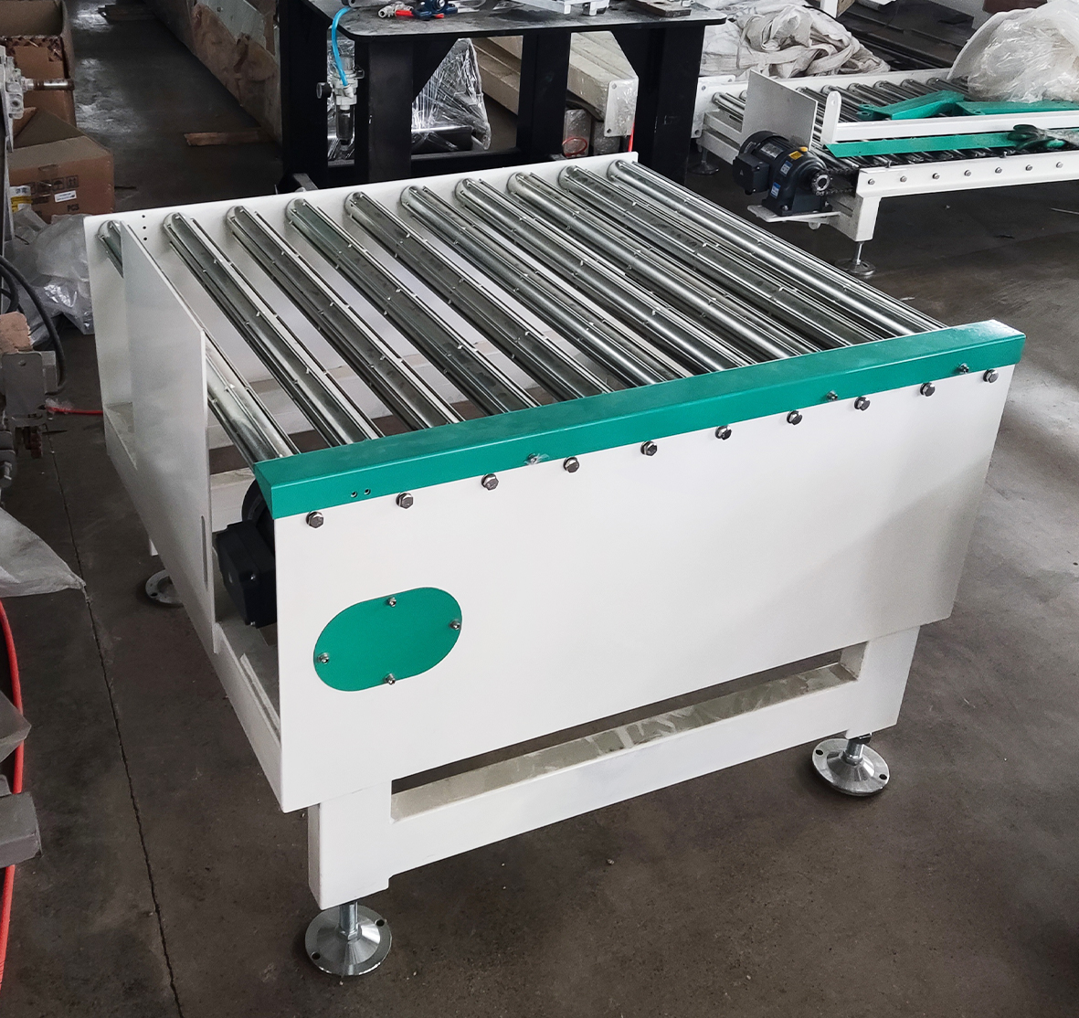 Manipulator automatic cutting robot, wood pellet PLC recycling plastic particles, cat litter automatic unpacking and unstacking robot.